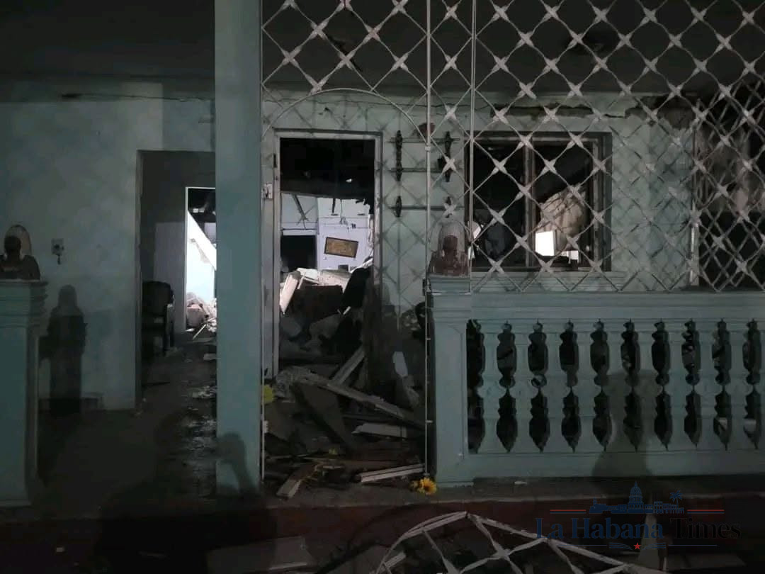 Explosión en Rodas deja viviendas destruidas y cinco lesionados por fuga de gas GLP