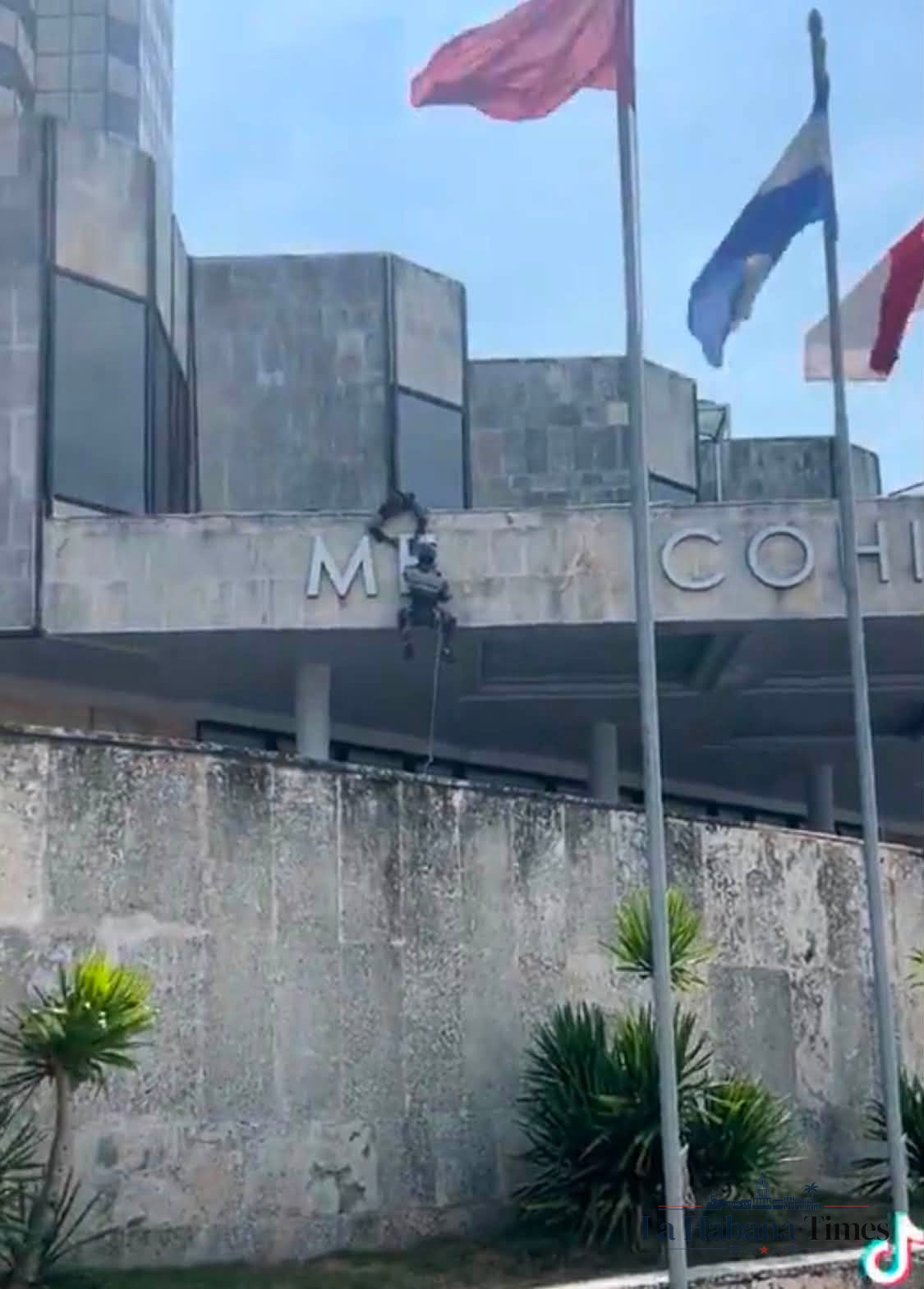 SALIDA DE MELIÁ DE CUBA REAVIVA LA POLÉMICA POR EL HOTEL COHÍBA Y EL DERRUMBE DEL SECTOR TURÍSTICO