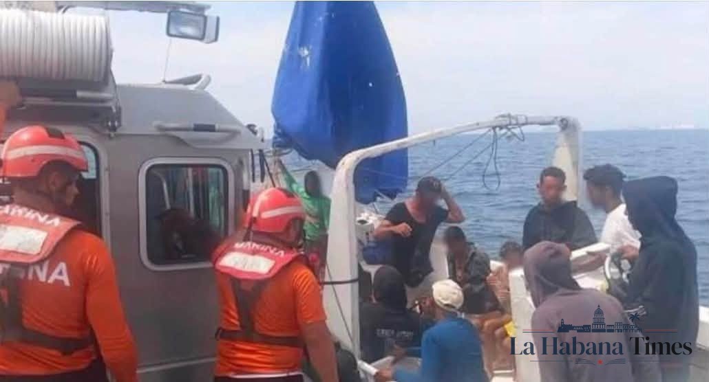 REPORTAN QUE LOS 11 CUBANOS DESAPARECIDOS EN EL MAR LLEGARON CON VIDA A CANCÚN